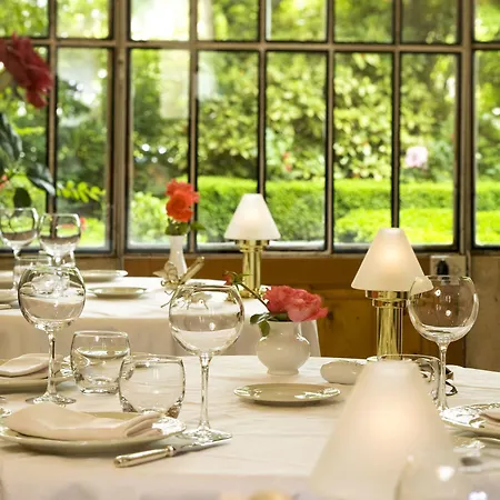 La Roseraie Restaurant 3* Montignac-Lascaux