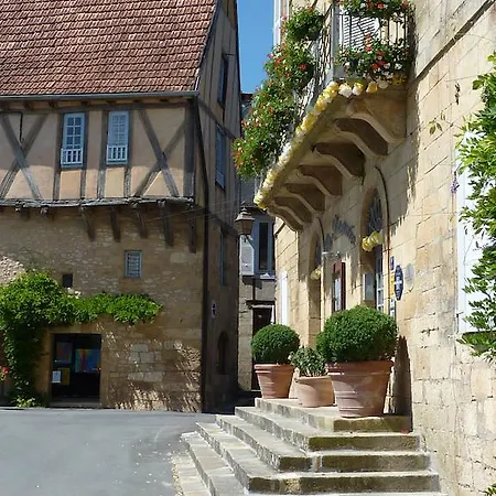 La Roseraie Restaurant Hotel
